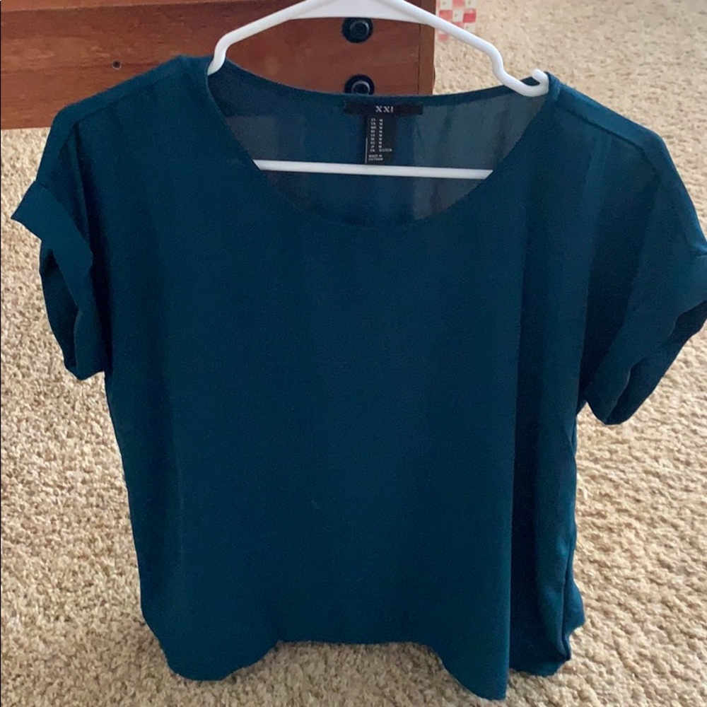 Forever21  polyester short sleeved shirt